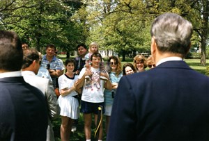 Image description is not available for 1992.002